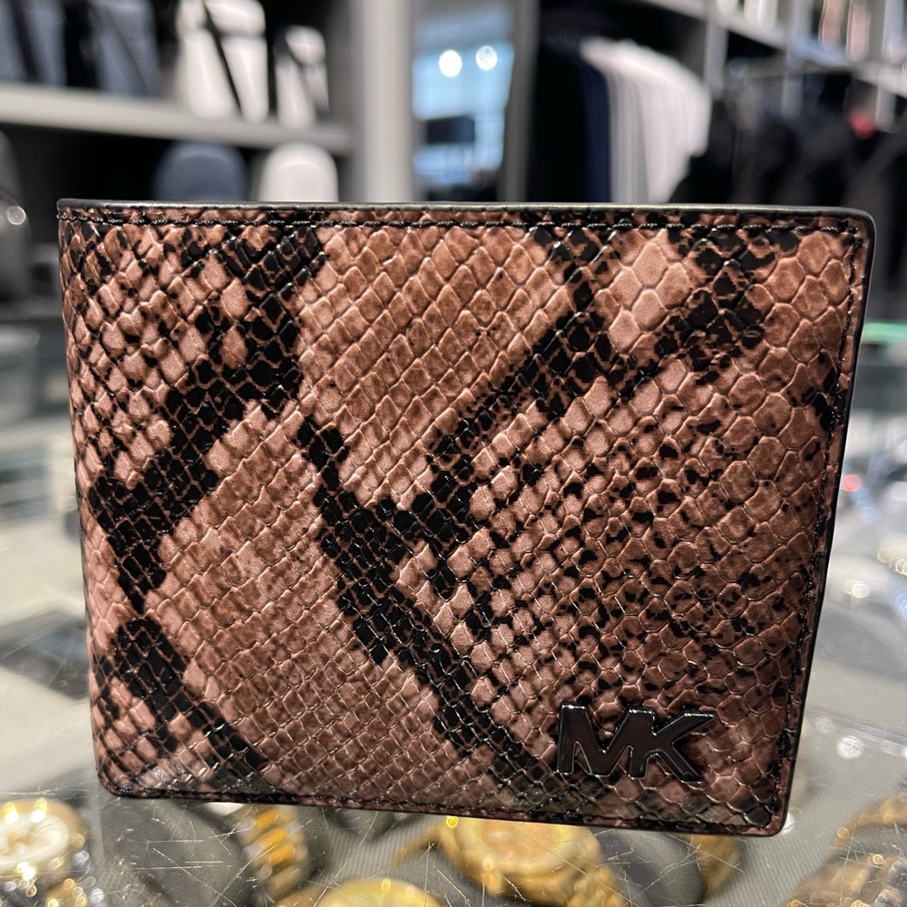 MICHAEL KORS Cyrus Snake Embossed Billfold Wallet With Coin Pouch
Driftwood 
NWT